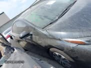 ✅ 2022 Toyota Prius LE • VIN: JTDKAMFP5N3223349 • Lot: 42444265. Wystawiony na IAAI z przebiegiem 228 901 mil. Bezpłatny archiwum sprzedaży aukcyjnych z USA i szczegółowy raport historii pojazdu na DreamBid. Zdjęcie 14.