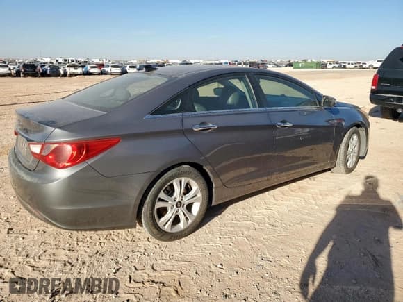 ✅ 2012 Hyundai Sonata Limited • VIN: 5NPEC4AC0CH401780 • Лот: 92185745. Опубликован ранее на Copart с пробегом 87 902 миль. Бесплатный доступ к архиву аукционных продаж из США и подробный отчёт об истории автомобиля на DreamBid. Изображение 3.