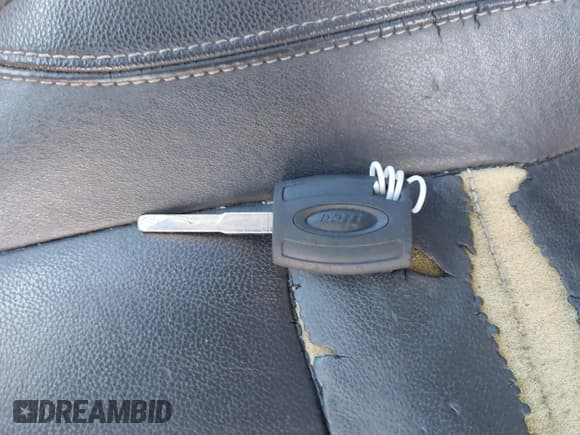 ✅ 2013 Ford Escape SEL • VIN: 1FMCU0HX6DUD64811 • Lot: 43746824. Listed on IAAI with 117,843 mi. Free auction sales archive from the USA and detailed vehicle history report at DreamBid. Image 11.