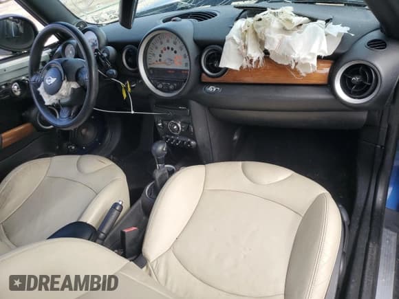 ✅ 2012 MINI Convertible • VIN: WMWZN3C52CT134008 • Lot: 68064155. Listed on Copart with 124,326 mi. Free auction sales archive from the USA and detailed vehicle history report at DreamBid. Image 8.