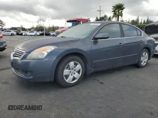 ✅ 2007 Nissan Altima S • VIN: 1N4AL21E77N452418 • Лот: 92668045. Опубликован ранее на Copart с пробегом 212 480 миль. Бесплатный доступ к архиву аукционных продаж из США и подробный отчёт об истории автомобиля на DreamBid. Изображение 1.