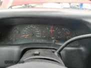 ✅ 2003 Ford F-250 XL • VIN: 1FTNW21LX3EC69185 • Lot: 55684095. Listed on Copart with 142,403 mi. Free auction sales archive from the USA and detailed vehicle history report at DreamBid. Image 9.