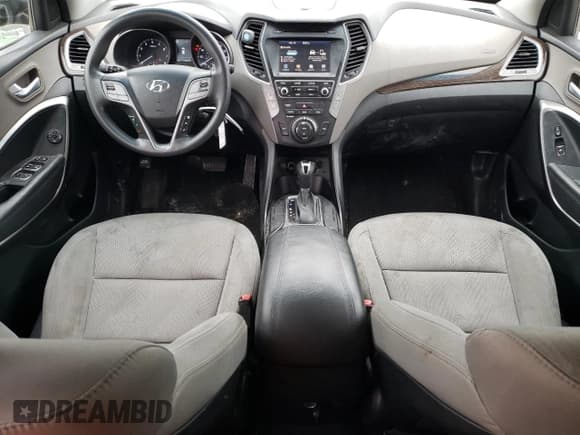 ✅ 2017 Hyundai Santa Fe 2.4L • VIN: 5XYZU3LB0HG423001 • Лот: 43347154. Опубликован ранее на Copart с пробегом 114 654 миль. Бесплатный доступ к архиву аукционных продаж из США и подробный отчёт об истории автомобиля на DreamBid. Изображение 8.