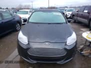 ✅ 2016 Ford Focus Electric • VIN: 1FADP3R46GL293146 • Lot: 81911153. Listed on Copart with 28,078 mi. Free auction sales archive from the USA and detailed vehicle history report at DreamBid. Image 5.