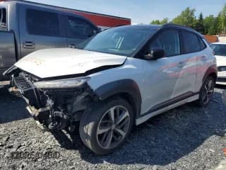 ✅ 2020 Hyundai Kona Limited • VIN: KM8K3CA54LU437620 • Лот: 61281325. Опубликован ранее на Copart с пробегом 152 648 миль. Бесплатный доступ к архиву аукционных продаж из США и подробный отчёт об истории автомобиля на DreamBid. Изображение 1.