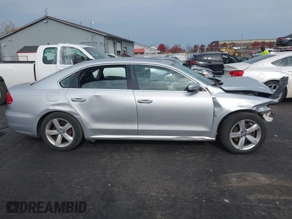 ✅ 2013 Volkswagen Passat SE • VIN: 1VWBP7A34DC074867 • Lot: 43620452. Listed on IAAI with 96,795 mi. Free auction sales archive from the USA and detailed vehicle history report at DreamBid. Image 13.