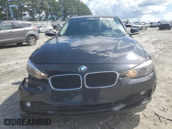 ✅ 2015 BMW 3 Series 328i xDrive • VIN: WBA3B5G50FNS15604 • Lot: 56861715. Wystawiony na Copart z przebiegiem 129 615 mil. Bezpłatny archiwum sprzedaży aukcyjnych z USA i szczegółowy raport historii pojazdu na DreamBid. Zdjęcie 5.