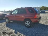 ✅ 2009 Kia Sportage EX • VIN: KNDJF723697617698 • Лот: 90842385. Опубликован ранее на Copart с пробегом 155 468 миль. Бесплатный доступ к архиву аукционных продаж из США и подробный отчёт об истории автомобиля на DreamBid. Изображение 2.