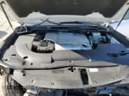 ✅ 2017 Lexus LX 570 • VIN: JTJHY7AX8H4240706 • Lot: 48542445. Wystawiony na Copart z przebiegiem 116 807 mil. Bezpłatny archiwum sprzedaży aukcyjnych z USA i szczegółowy raport historii pojazdu na DreamBid. Zdjęcie 13.