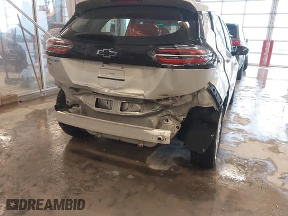 ✅ 2022 Chevrolet Bolt EV 1LT • VIN: 1G1FW6S08N4110327 • Lot: 41538761. Listed on IAAI with 54,082 mi. Free auction sales archive from the USA and detailed vehicle history report at DreamBid. Image 6.