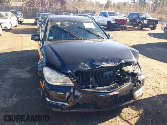 ✅ 2013 Mercedes-Benz C 300 Sport • VIN: WDDGF8ABXDG116305 • Lot: 43720552. Listed on IAAI with 97,409 mi. Free auction sales archive from the USA and detailed vehicle history report at DreamBid. Image 12.