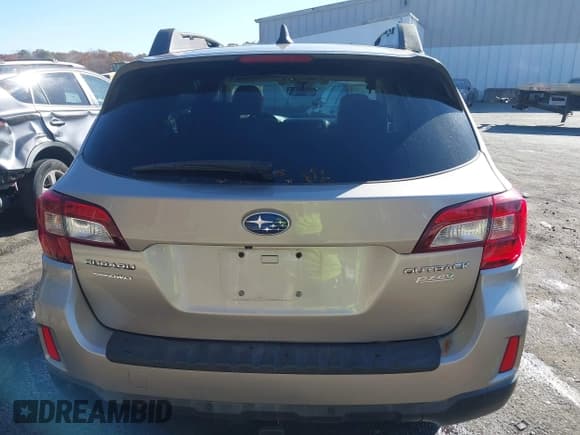 ✅ 2017 Subaru Outback Limited • VIN: 4S4BSANC6H3206277 • Lot: 43680601. Wystawiony na IAAI z przebiegiem 99 414 mil. Bezpłatny archiwum sprzedaży aukcyjnych z USA i szczegółowy raport historii pojazdu na DreamBid. Zdjęcie 17.