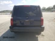 ✅ 2006 Jeep Commander • VIN: 1J8HH48K26C204923 • Lot: 63748955. Listed on Copart with 150,203 mi. Free auction sales archive from the USA and detailed vehicle history report at DreamBid. Image 6.