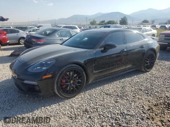 ✅ 2017 Porsche Panamera Turbo • VIN: WP0AF2A73HL152598 • Lot: 66929435. Listed on Copart with 72,235 mi. Free auction sales archive from the USA and detailed vehicle history report at DreamBid. Image 1.