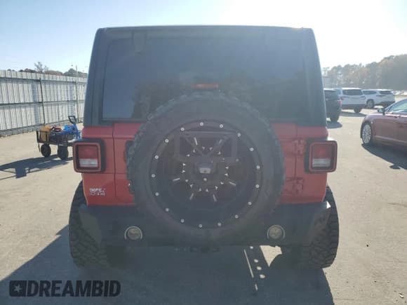 ✅ 2019 Jeep Wrangler Unlimited Sport S • VIN: 1C4HJXDN8KW588633 • Lot: 92622205. Listed on Copart with 101,810 mi. Free auction sales archive from the USA and detailed vehicle history report at DreamBid. Image 6.