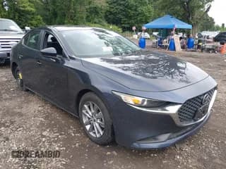 ✅ 2020 Mazda 3 • VIN: 3MZBPABL1LM126819 • Лот: 43010772. Опубликован ранее на IAAI с пробегом 11 299 миль. Бесплатный доступ к архиву аукционных продаж из США и подробный отчёт об истории автомобиля на DreamBid. Изображение 1.