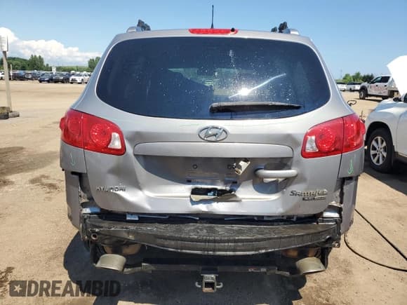 ✅ 2008 Hyundai Santa Fe GL • VIN: 5NMSG73E48H193978 • Lot: 88764815. Listed on Copart with 275,576 mi. Free auction sales archive from the USA and detailed vehicle history report at DreamBid. Image 6.