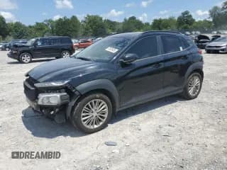 ✅ 2019 Hyundai Kona SEL • VIN: KM8K2CAA3KU193375 • Лот: 67626455. Опубликован ранее на Copart с пробегом 153 611 миль. Бесплатный доступ к архиву аукционных продаж из США и подробный отчёт об истории автомобиля на DreamBid. Изображение 1.