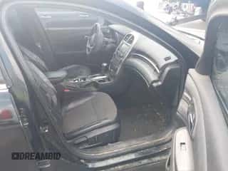 2016 Chevrolet Malibu LT z VIN 1G11C5SA8GF162134, wystawiony jako IAAI lot #43219294 z przebiegiem 160 267 mil mil oraz . Historia ofert i sprzedaży dostępna na DreamBid. Obrazek 5.