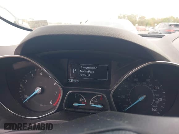 ✅ 2019 Ford Escape SE • VIN: 1FMCU9GDXKUC43174 • Lot: 43437748. Wystawiony na IAAI z przebiegiem 72 746 mil. Bezpłatny archiwum sprzedaży aukcyjnych z USA i szczegółowy raport historii pojazdu na DreamBid. Zdjęcie 7.