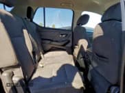 ✅ 2018 Chevrolet Traverse LS • VIN: 1GNERFKW6JJ249616 • Lot: 95398895. Wystawiony na Copart z przebiegiem 97 409 mil. Bezpłatny archiwum sprzedaży aukcyjnych z USA i szczegółowy raport historii pojazdu na DreamBid. Zdjęcie 11.