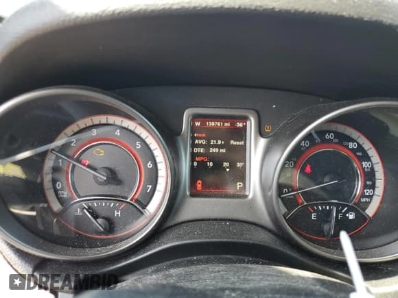 ✅ 2017 Dodge Journey Crossroad Plus • VIN: 3C4PDCGB3HT506335 • Lot: 80212245. Listed on Copart with 138,761 mi. Free auction sales archive from the USA and detailed vehicle history report at DreamBid. Image 9.