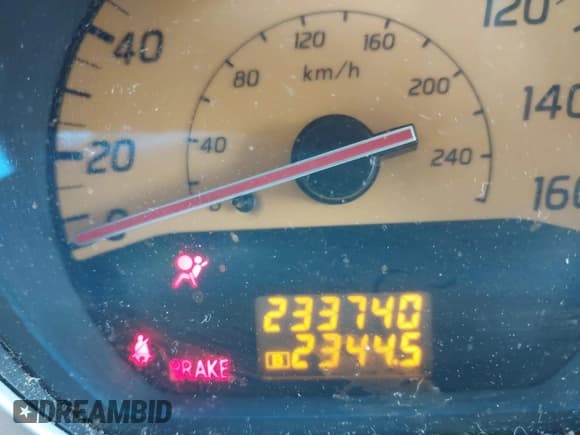 ✅ 2005 Nissan Murano SL • VIN: JN8AZ08T95W308771 • Lot: 42404210. Wystawiony na IAAI z przebiegiem 233 740 mil. Bezpłatny archiwum sprzedaży aukcyjnych z USA i szczegółowy raport historii pojazdu na DreamBid. Zdjęcie 15.