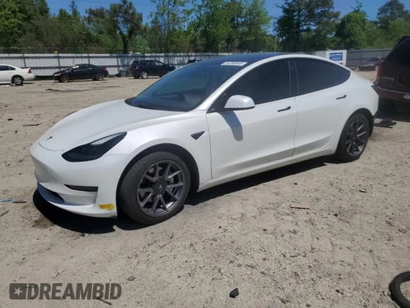 ✅ 2021 Tesla Model 3 Long Range • VIN: 5YJ3E1EB2MF937020 • Lot: 54358695. Wystawiony na Copart z przebiegiem 97 787 mil. Bezpłatny archiwum sprzedaży aukcyjnych z USA i szczegółowy raport historii pojazdu na DreamBid. Zdjęcie 1.