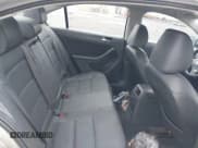 ✅ 2011 Volkswagen Jetta SE • VIN: 3VWDZ7AJ9BM387491 • Lot: 43671355. Wystawiony na IAAI z przebiegiem 205 047 mil. Bezpłatny archiwum sprzedaży aukcyjnych z USA i szczegółowy raport historii pojazdu na DreamBid. Zdjęcie 8.