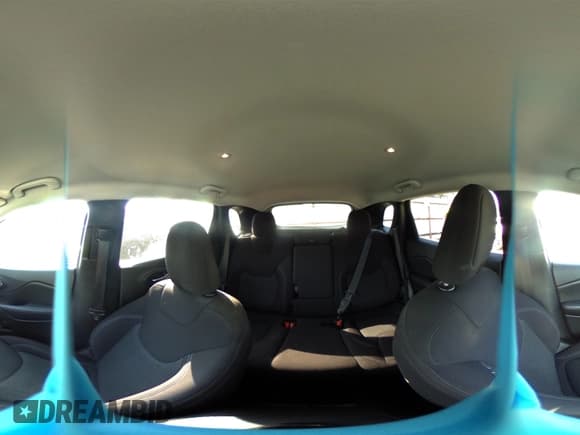 ✅ 2019 Jeep Cherokee Latitude • VIN: 1C4PJMCB7KD425453 • Lot: 43258961. Listed on IAAI with 108,240 mi. Free auction sales archive from the USA and detailed vehicle history report at DreamBid. Image 18.