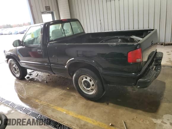 1999 Chevrolet S-10 с VIN 1GCDT14X1X8108564, выставлен на аукционе Copart как лот 77760414 с пробегом 61 677 миль миль и Списание • Salvage title. История ставок и продаж доступна на DreamBid. Изображение 2.