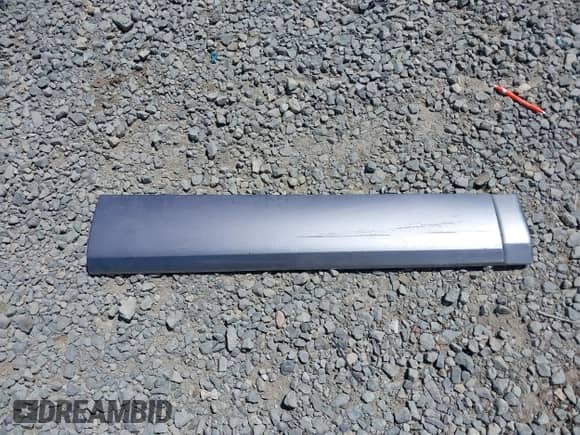 2005 Hyundai Santa Fe GLS z VIN KM8SC73EX5U003712, wystawiony jako IAAI lot #42591571 z przebiegiem 133 068 mil mil oraz . Historia ofert i sprzedaży dostępna na DreamBid. Obrazek 12.