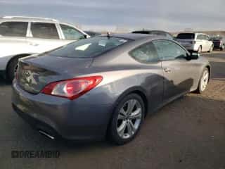 2011 Hyundai Genesis Coupe R-Spec с VIN KMHHT6KD7BU060233, выставлен на аукционе Copart как лот 83141284 с пробегом 254 404 миль миль и Чистый • Clean title. История ставок и продаж доступна на DreamBid. Изображение 3.
