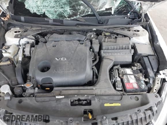 ✅ 2016 Nissan Maxima S • VIN: 1N4AA6AP6GC386325 • Lot: 42376260. Listed on IAAI with 108,000 mi. Free auction sales archive from the USA and detailed vehicle history report at DreamBid. Image 10.