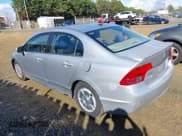 ✅ 2007 Honda Civic • VIN: JHMFA36287S008961 • Lot: 43585478. Listed on IAAI with 236,782 mi. Free auction sales archive from the USA and detailed vehicle history report at DreamBid. Image 3.