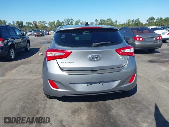 ✅ 2015 Hyundai Elantra • VIN: KMHD35LH3FU246321 • Lot: 43491658. Wystawiony na IAAI z przebiegiem 78 519 mil. Bezpłatny archiwum sprzedaży aukcyjnych z USA i szczegółowy raport historii pojazdu na DreamBid. Zdjęcie 16.