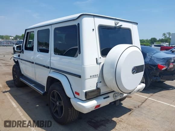 ✅ 2018 Mercedes-Benz G • VIN: WDCYC3KH1JX294493 • Lot: 42166199. Listed on IAAI with 66,597 mi. Free auction sales archive from the USA and detailed vehicle history report at DreamBid. Image 3.