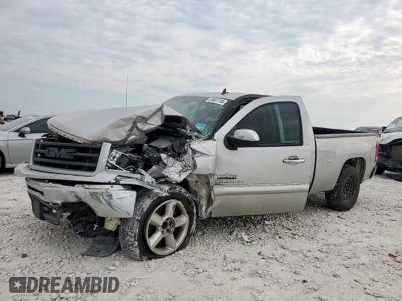 ✅ 2011 GMC Sierra 1500 SLE • VIN: 1GTR1VE09BZ167370 • Lot: 69501105. Wystawiony na Copart z przebiegiem Nie podano. Bezpłatny archiwum sprzedaży aukcyjnych z USA i szczegółowy raport historii pojazdu na DreamBid. Zdjęcie 1.