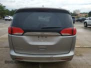 ✅ 2020 Chrysler Voyager LXi • VIN: 2C4RC1DG6LR264507 • Лот: 84427525. Опубликован ранее на Copart с пробегом 245 271 миль. Бесплатный доступ к архиву аукционных продаж из США и подробный отчёт об истории автомобиля на DreamBid. Изображение 6.