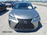 ✅ 2022 Lexus UX 200 F Sport • VIN: JTHE3JBH3N2056014 • Лот: 41832434. Опубликован ранее на IAAI с пробегом 25 693 миль. Бесплатный доступ к архиву аукционных продаж из США и подробный отчёт об истории автомобиля на DreamBid. Изображение 13.