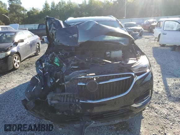 ✅ 2021 Buick Enclave Essence • VIN: 5GAERBKW0MJ206882 • Lot: 84601635. Listed on Copart with 39,911 mi. Free auction sales archive from the USA and detailed vehicle history report at DreamBid. Image 5.