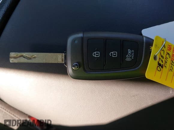 ✅ 2022 Hyundai Santa Fe SE • VIN: 5NMS1DAJ7NH441717 • Lot: 43245586. Wystawiony na IAAI z przebiegiem 52 477 mil. Bezpłatny archiwum sprzedaży aukcyjnych z USA i szczegółowy raport historii pojazdu na DreamBid. Zdjęcie 11.