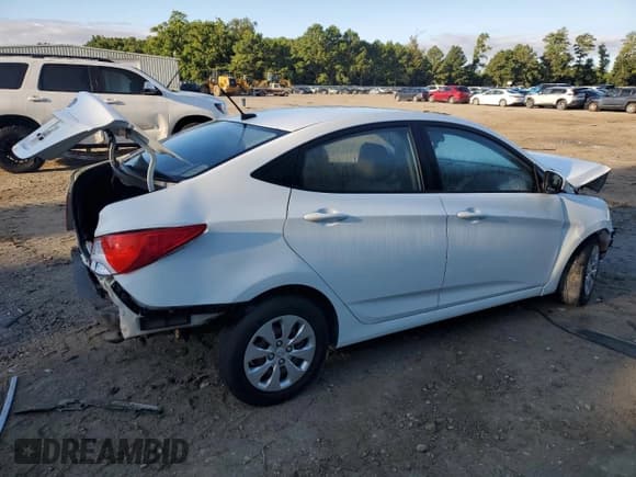 ✅ 2016 Hyundai Accent SE • VIN: KMHCT4AE0GU015375 • Lot: 67657964. Wystawiony na Copart z przebiegiem 82 699 mil. Bezpłatny archiwum sprzedaży aukcyjnych z USA i szczegółowy raport historii pojazdu na DreamBid. Zdjęcie 3.