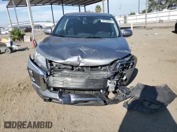 ✅ 2020 Mitsubishi Outlander SE • VIN: JA4AP4AU5LU025797 • Лот: 92358095. Опубликован ранее на Copart с пробегом 72 402 миль. Бесплатный доступ к архиву аукционных продаж из США и подробный отчёт об истории автомобиля на DreamBid. Изображение 5.