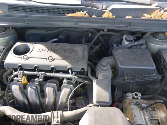 ✅ 2009 Kia Rondo LX • VIN: KNAFG528397255409 • Lot: 43550345. Listed on IAAI with 199,636 mi. Free auction sales archive from the USA and detailed vehicle history report at DreamBid. Image 10.