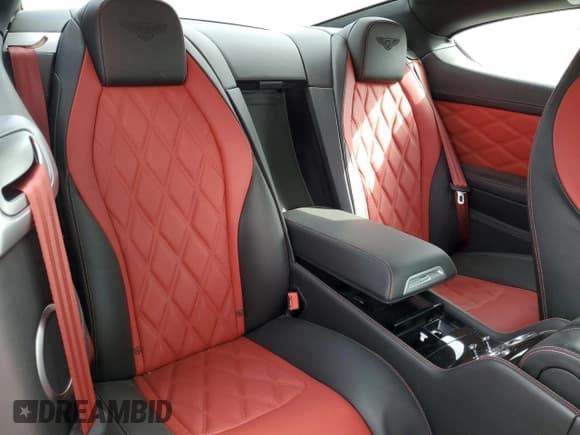 ✅ 2013 Bentley Continental GT • VIN: SCBFC7ZA1DC085606 • Лот: 82767884. Опубликован ранее на Copart с пробегом 99 327 миль. Бесплатный доступ к архиву аукционных продаж из США и подробный отчёт об истории автомобиля на DreamBid. Изображение 10.