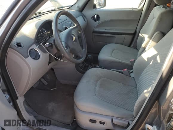 ✅ 2006 Chevrolet HHR LT • VIN: 3GNDA23P26S581190 • Lot: 52096585. Listed on Copart with 120,622 mi. Free auction sales archive from the USA and detailed vehicle history report at DreamBid. Image 7.