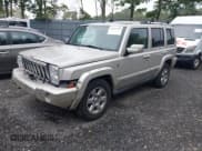 ✅ 2007 Jeep Commander Overland • VIN: 1J8HG68237C503529 • Лот: 43233685. Опубликован ранее на IAAI с пробегом 106 764 миль. Бесплатный доступ к архиву аукционных продаж из США и подробный отчёт об истории автомобиля на DreamBid. Изображение 2.