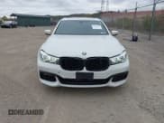 ✅ 2019 BMW 7 Series 740i xDrive • VIN: WBA7E4C56KGV28504 • Lot: 43549814. Wystawiony na IAAI z przebiegiem 127 615 mil. Bezpłatny archiwum sprzedaży aukcyjnych z USA i szczegółowy raport historii pojazdu na DreamBid. Zdjęcie 12.