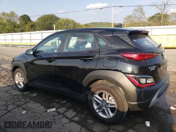 ✅ 2022 Hyundai Kona SE • VIN: KM8K22AB6NU762923 • Лот: 68256214. Опубликован ранее на Copart с пробегом 25 053 миль. Бесплатный доступ к архиву аукционных продаж из США и подробный отчёт об истории автомобиля на DreamBid. Изображение 2.